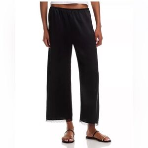 LESET Barb Cropped Pants black size small